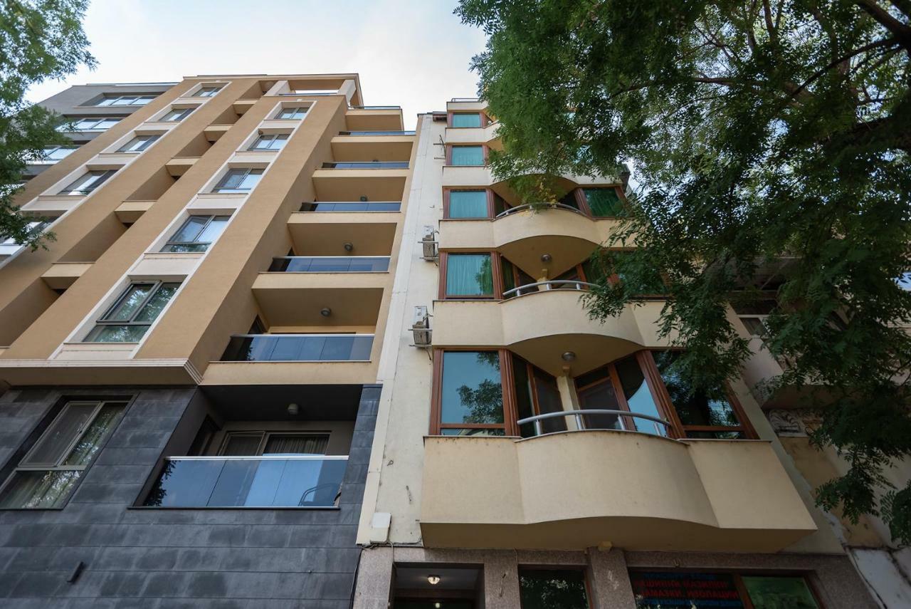 Riverside Apartments Plovdiv With Free Parking Екстер'єр фото